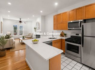 186 W 7th St #A, Boston, MA 02127