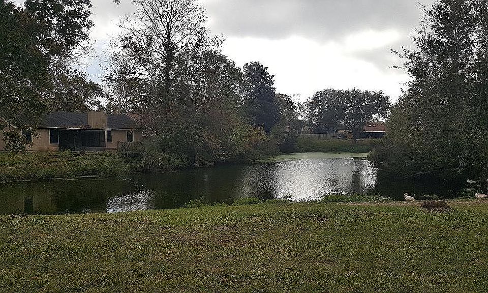 2nd image of 2828 Paignton Ct
