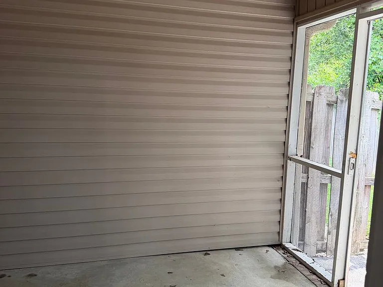 303 Hazelnut Dr — Photo 11