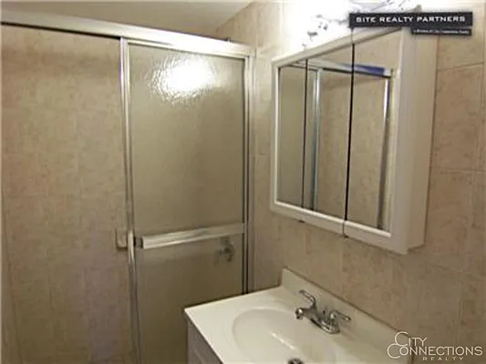 Rented by City Connections Realty | media 20