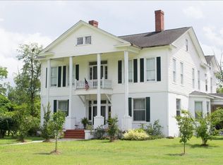 900 E Main St, Dillon, SC 29536