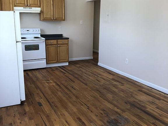 2nd image of 2512 Gravier St