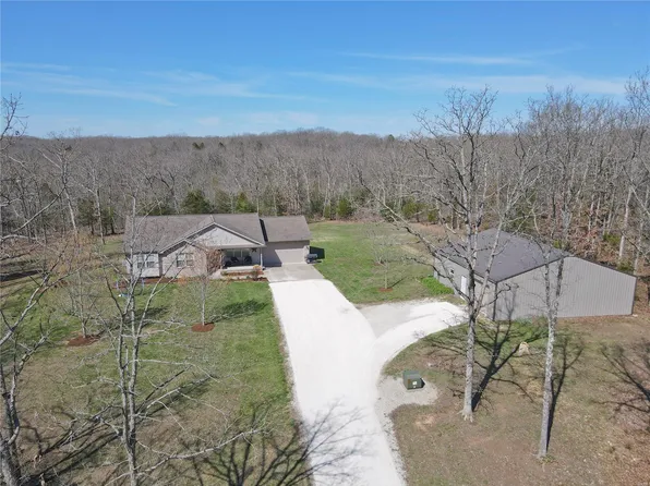 271 Novak Ln, Gerald, MO 63037