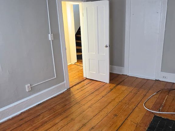 3rd image of 1 Champney Pl #3