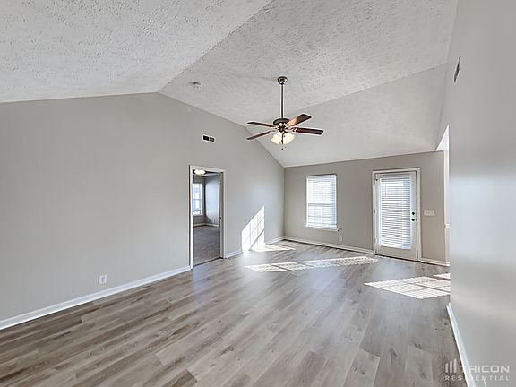 2nd image of 1041 Cheryl Ln
