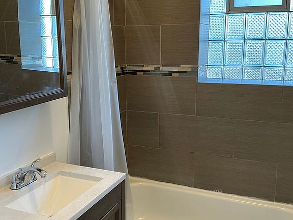 5th image of 7701 S Green St #8213