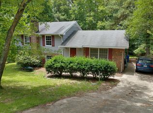 5901 Periwinkle Ct, Raleigh, NC 27609