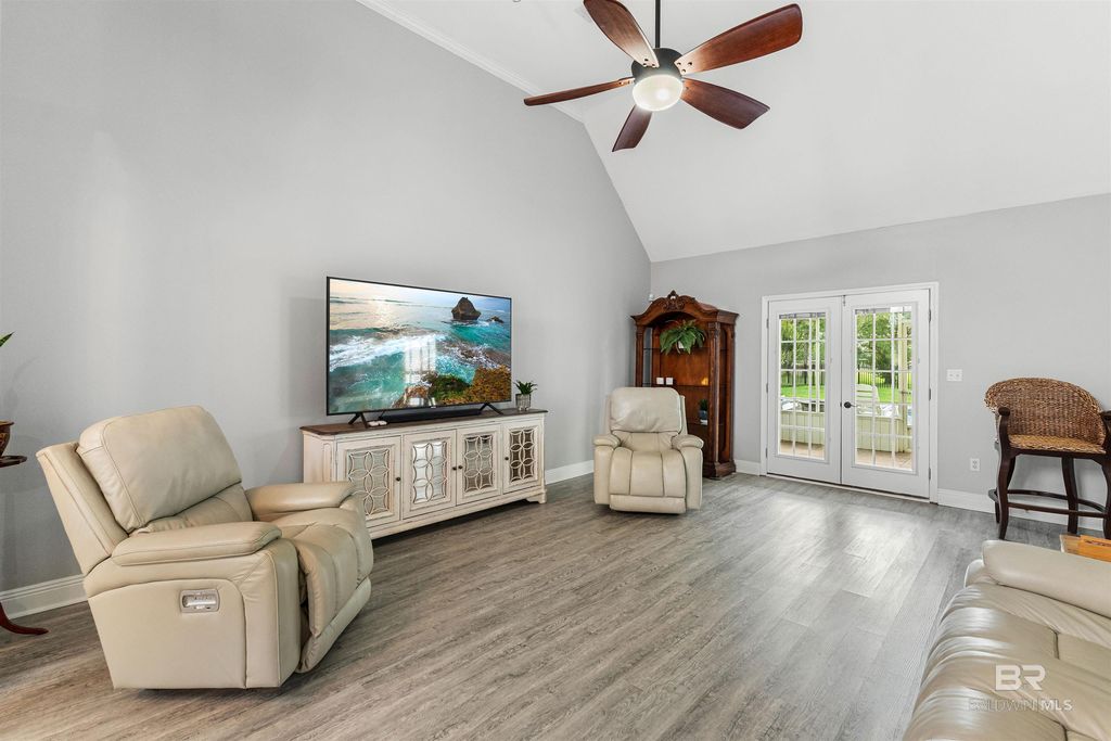 9330 Fairway Dr, Foley, AL - More