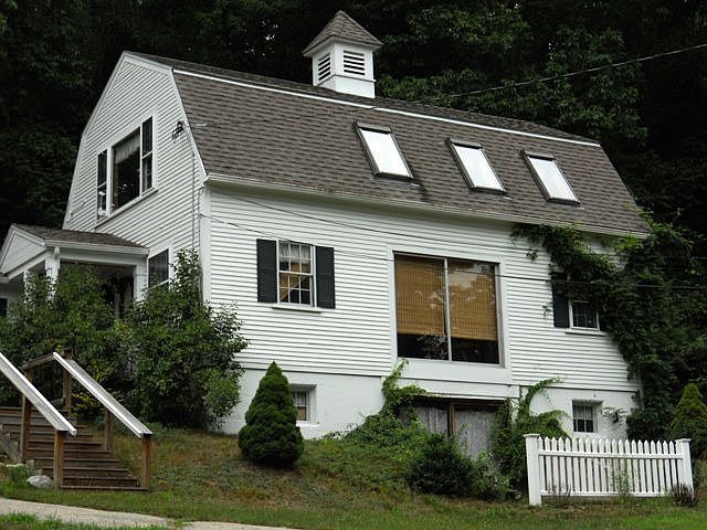 1475 Guest House