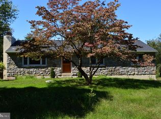 64 Spring Creek Ln, Pottstown, PA 19465
