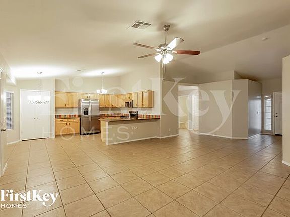 5th image of 4801 E Whitehall Dr