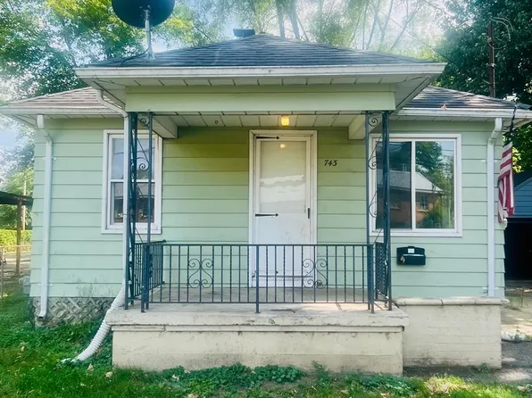 743 Neubert Ave, Flint, MI 48507