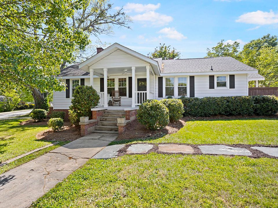 1st image of 10 Keith Dr