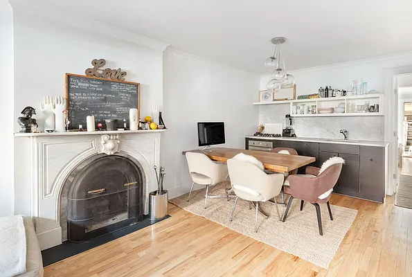 Sold by Compass | media 8