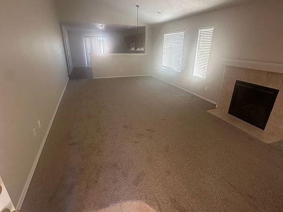 2nd image of 1809 Gallinas Rd NE