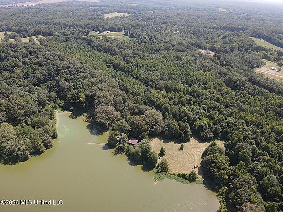 5th image of Wildwood Rd