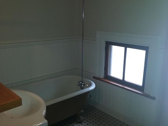 5th image of 737 Corona St #C