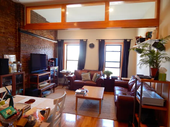 516 4th Avenue image 1 of 9