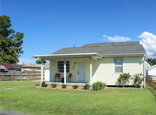 136 Marino Dr, Norco, LA 70079