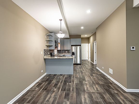 5th image of 1630 S Washtenaw Ave #1