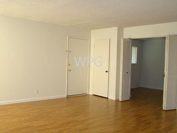 4th image of 114 Dardanelli Ln APT 32