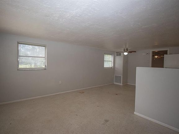 3rd image of 5615 Van Doren Ave
