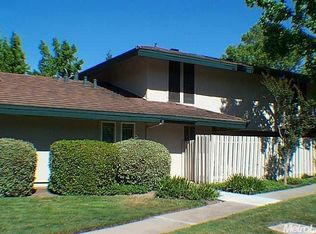 112 Roundtree Ct, Sacramento, CA 95831