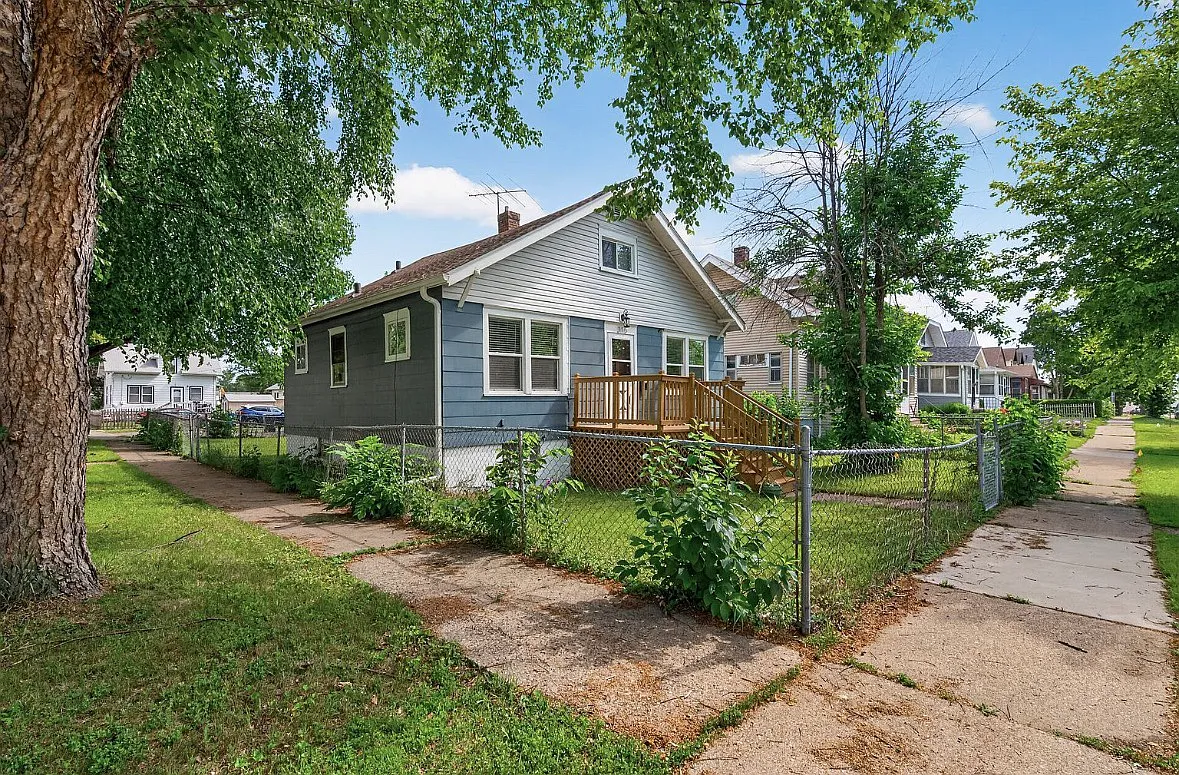 315 Blair Ave — Photo 3