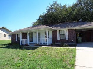 301 Amy St, Burnet, TX 78611