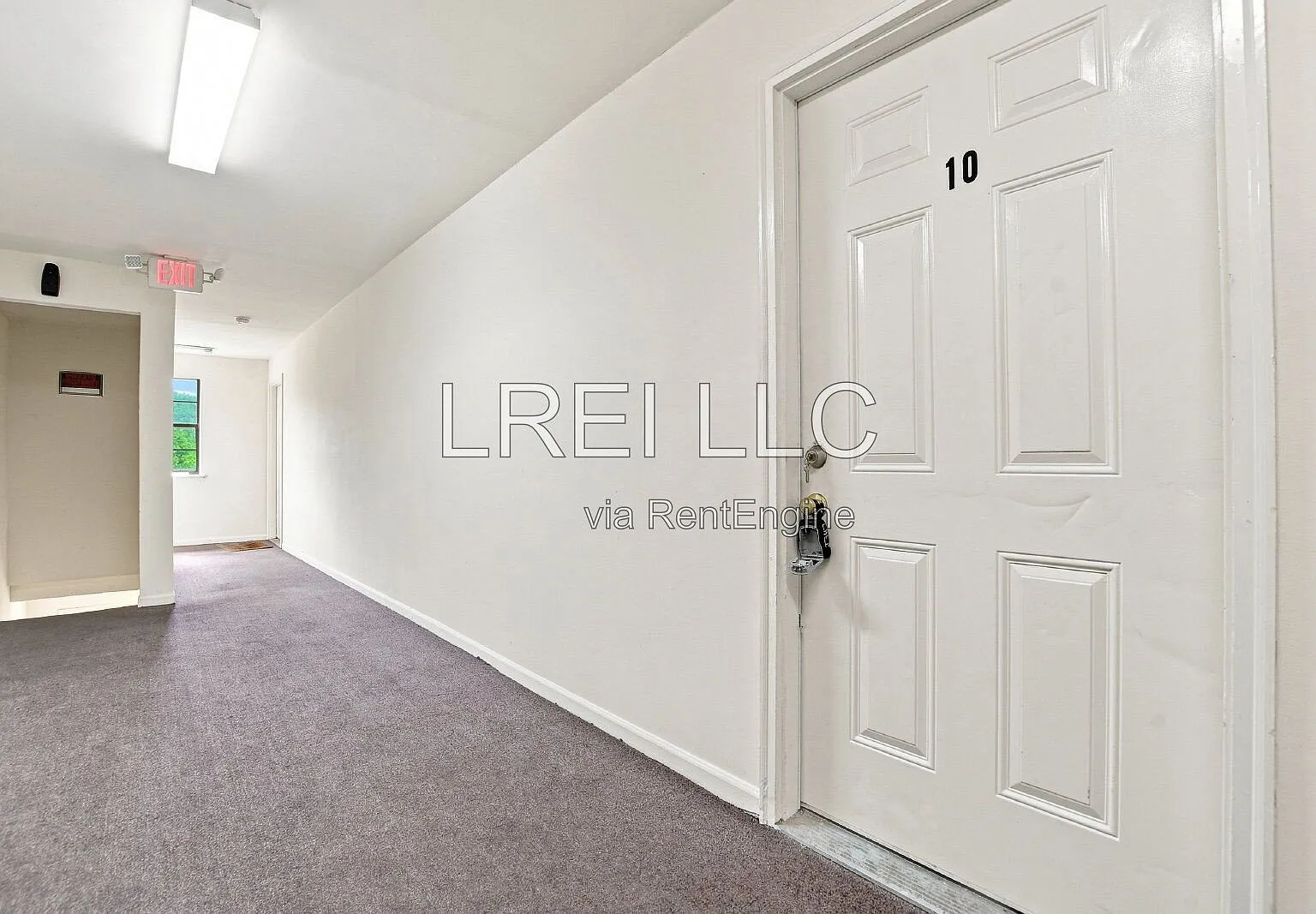 1 bed, 1.0 bath, 580 sqft, $695 — Photo 2
