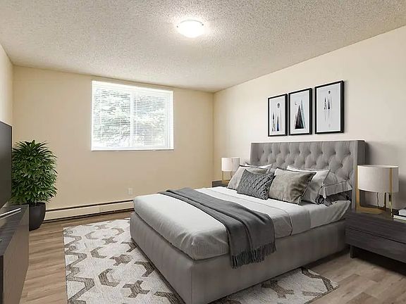 3rd image of 42 Campbell Cres SE #101
