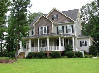 300 Ruth Cir, Fuquay Varina, NC 27526