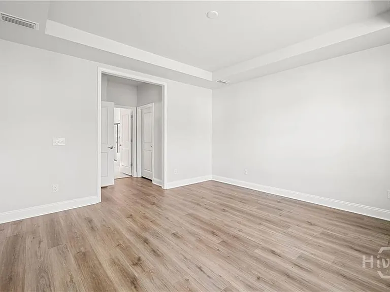 469 Monterey Loop — Photo 18