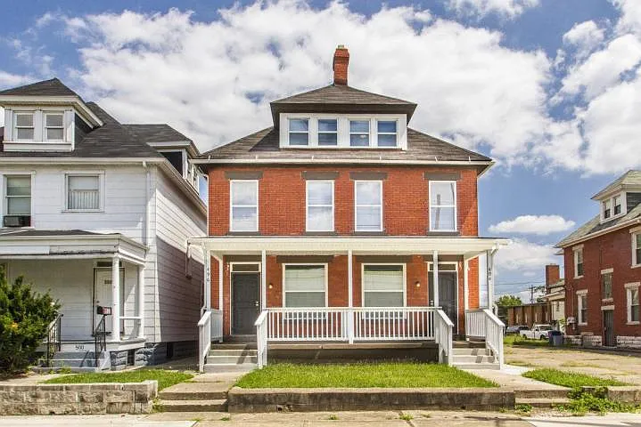 494 Hamilton Ave
