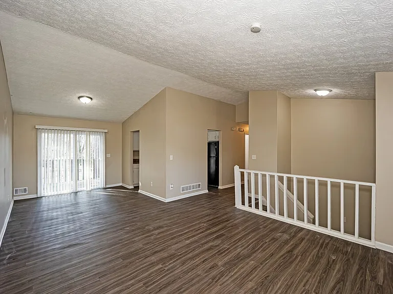 6985 Smoke Ridge Dr — Photo 5