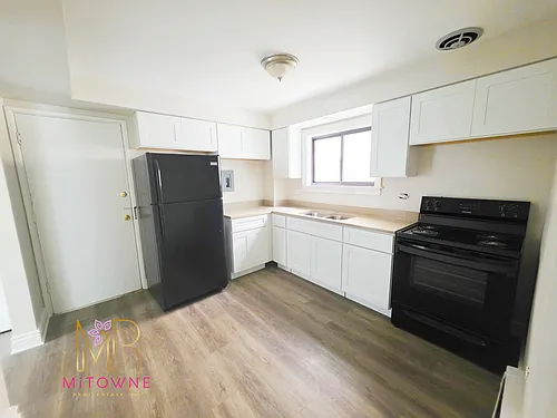 6900 N Ridge Blvd #G Photo 1 6900 N Ridge Blvd #G Photo 1
