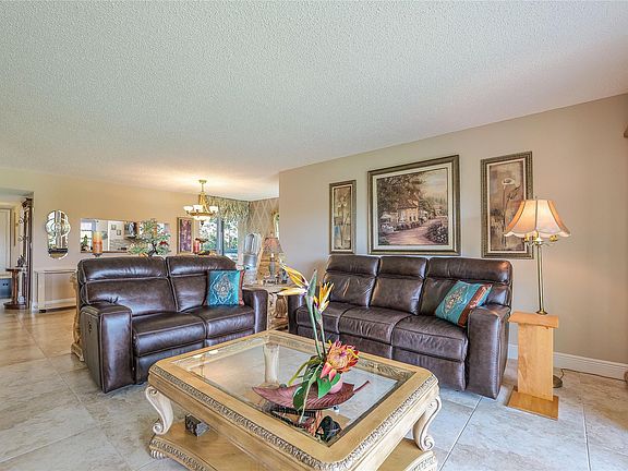 4th image of 3650 Environ Boulevard #401