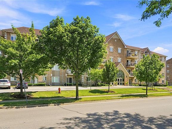 3rd image of 4016 Kilmer Dr #101