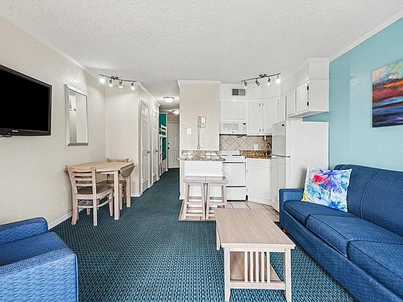 5th image of 6102 Seawall Blvd #157