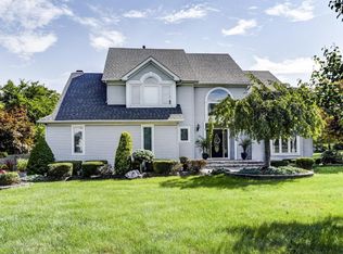 20 Mallard Ln, Ocean, NJ 07712