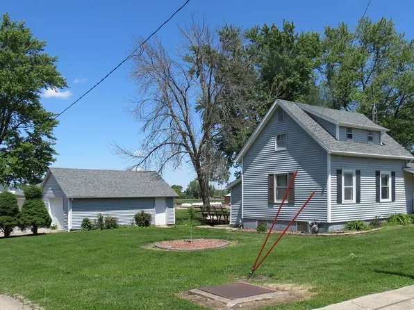 320 2nd Ave, Ave, IA 52757