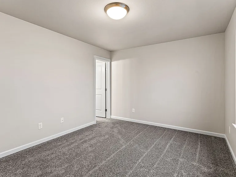6716 W Washington Ave — Photo 15