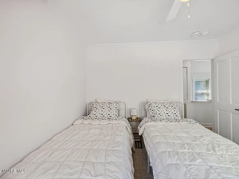 403 Sewall Ave — Photo 12