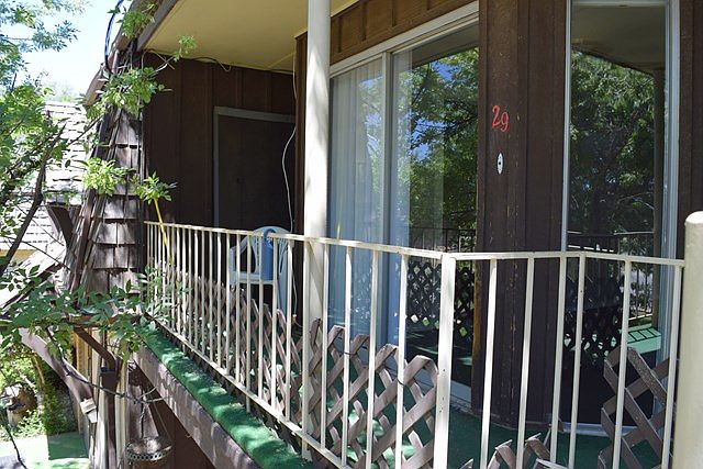 1st image of 501 W Scharbauer Dr