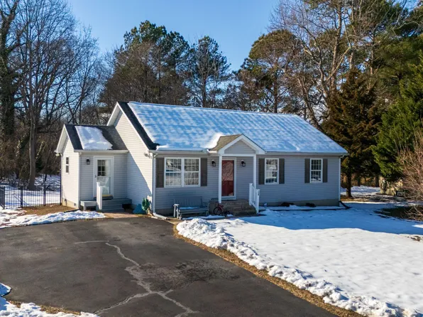 205 Mystic Ln, Magnolia, DE 19962