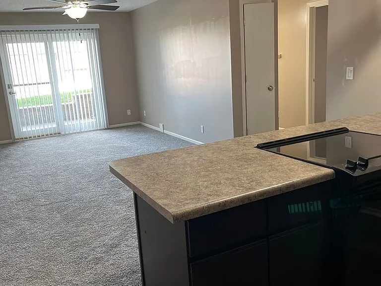 cpa - College Park Apartments — Photo 214