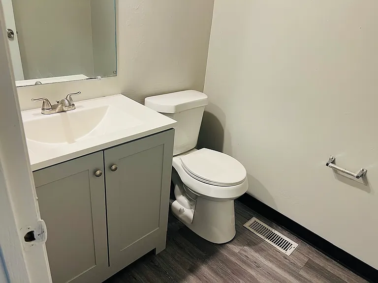 9702 Gaylord Ave — Photo 5