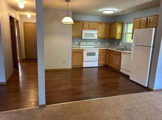 1213 SW Harvey St APT D, Topeka, KS 66604