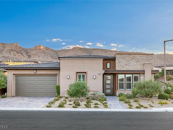 6795 Regency Crest Ave, Spring Valley, NV 89148 | MLS #2443478 | Zillow