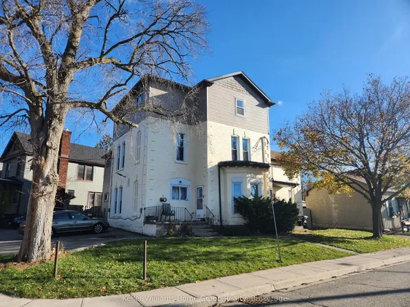 125 Wellington S, Cambridge, ON N1R 3L1